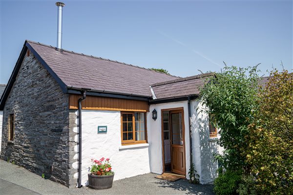 The entrance to The Stable dog friendly cottage